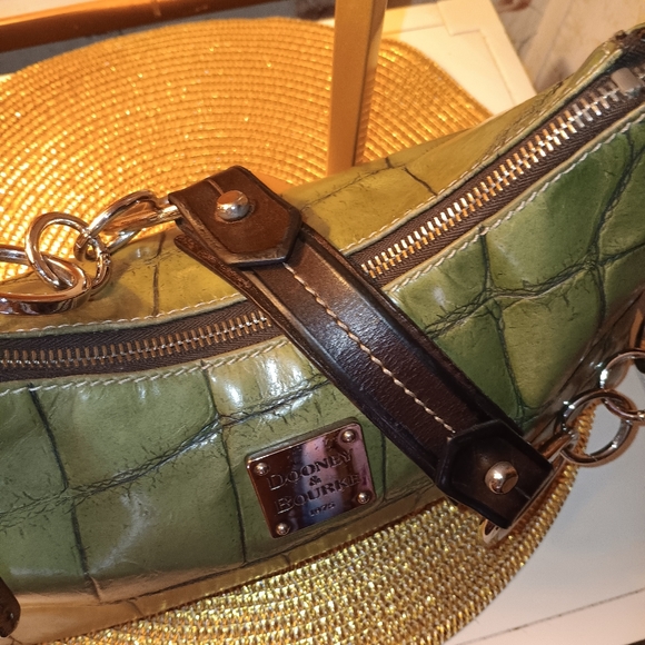 BEAUTIFUL! DOONEY & BOURKE HOBO-OLIVE GREEN CROC EMBOSSED IN THE NILE COLLECTION - Picture 4 of 7